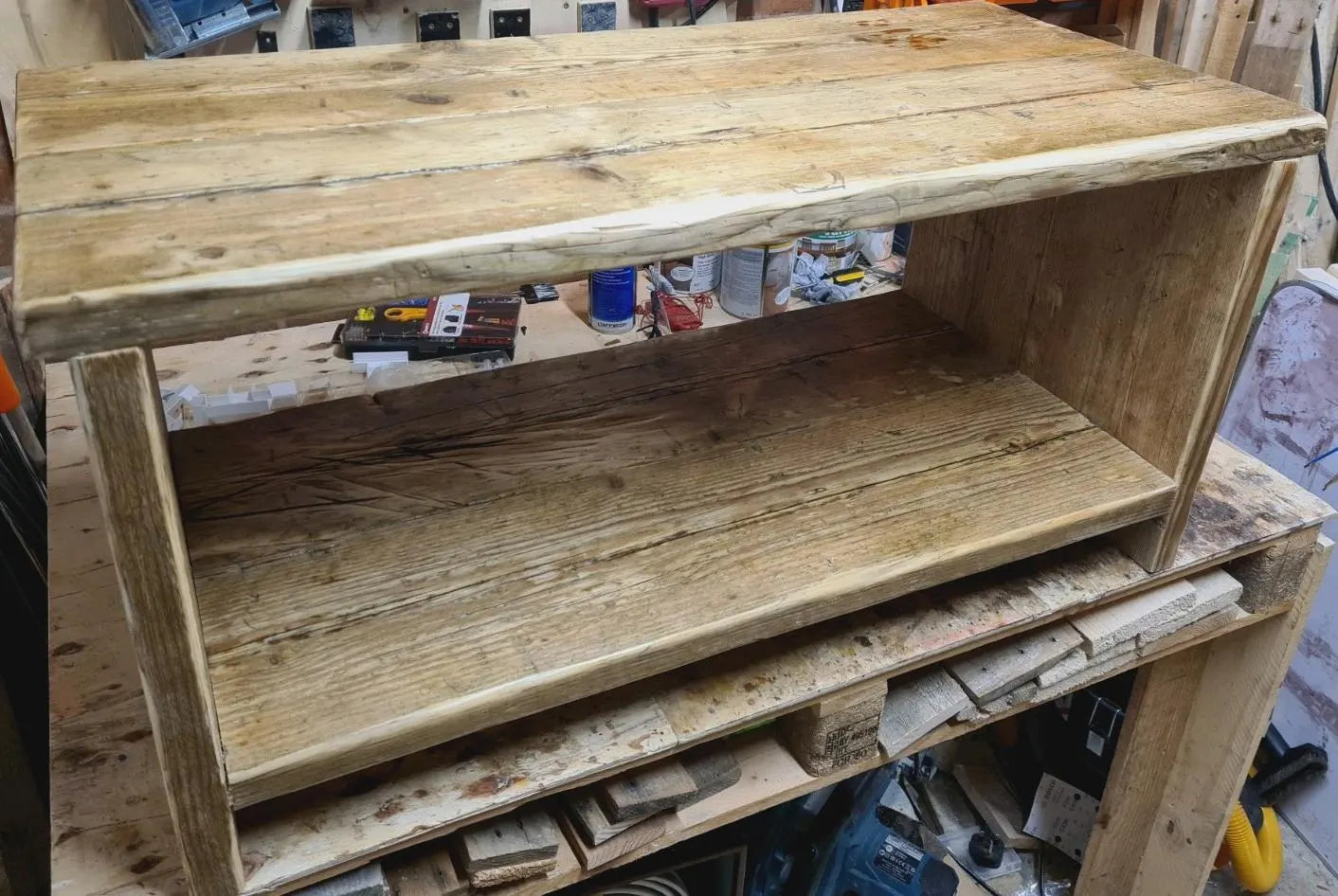 Rustic Coffe Table,Osmo PolyX, Reclaimed Timber, Kintsugi-Style Epoxy, Solid Wood